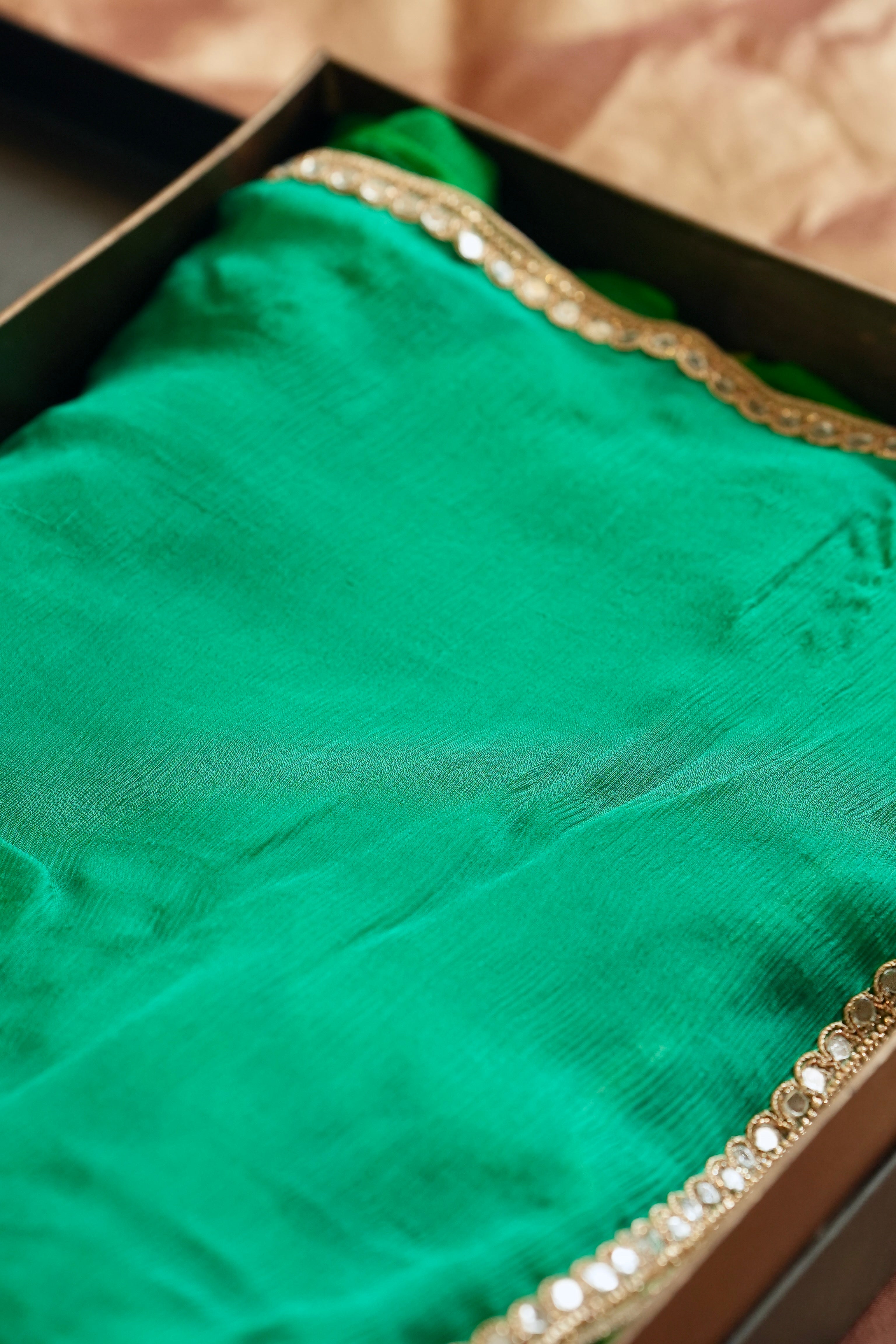 Amra: Green Pure Silk Chiffon Saree | Brocade Blouse