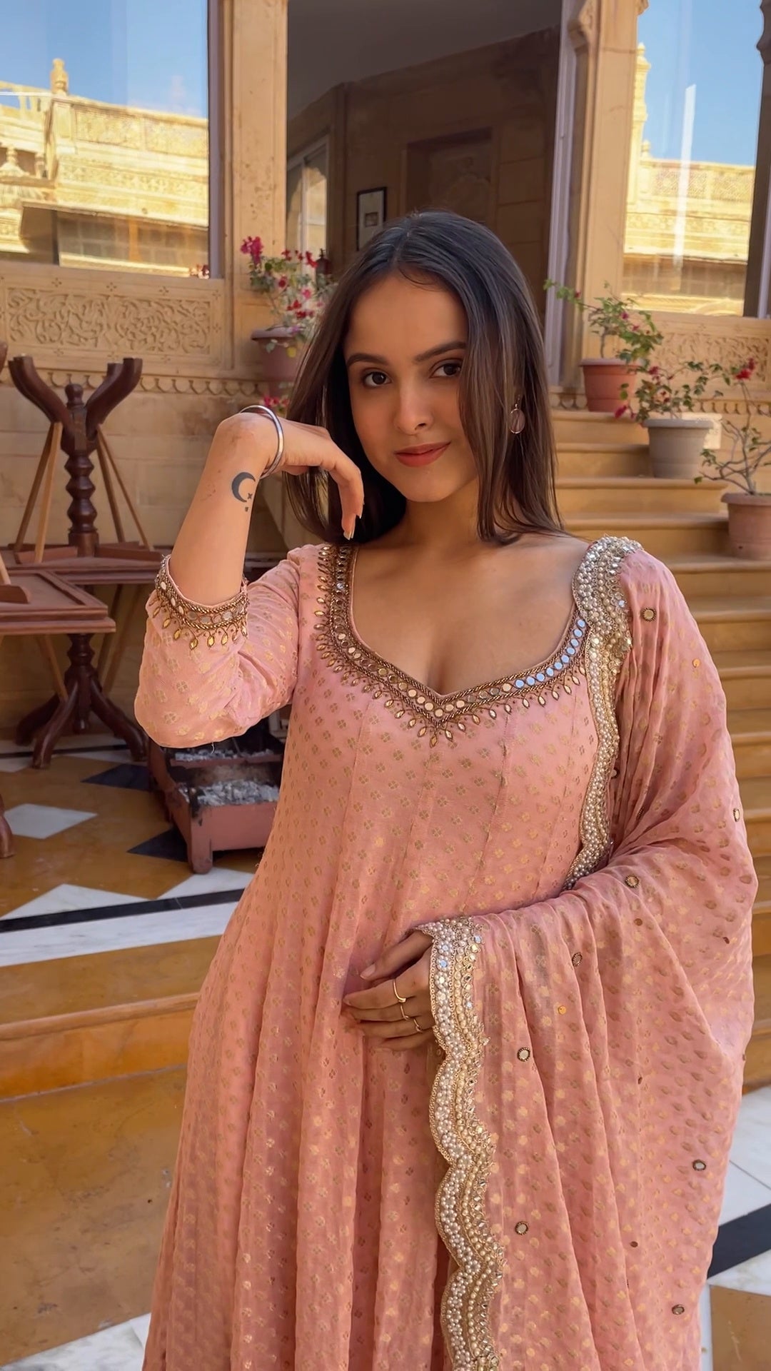 Khwahish kurta set — Jute Jacquard dupatta with handwork